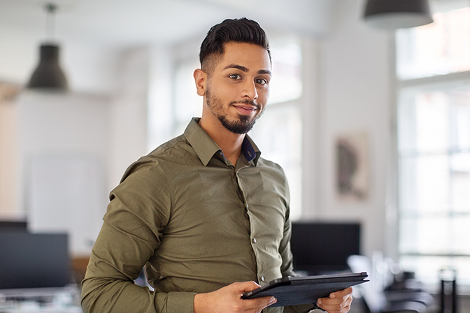 lifestyle-confident-young-businessman.png